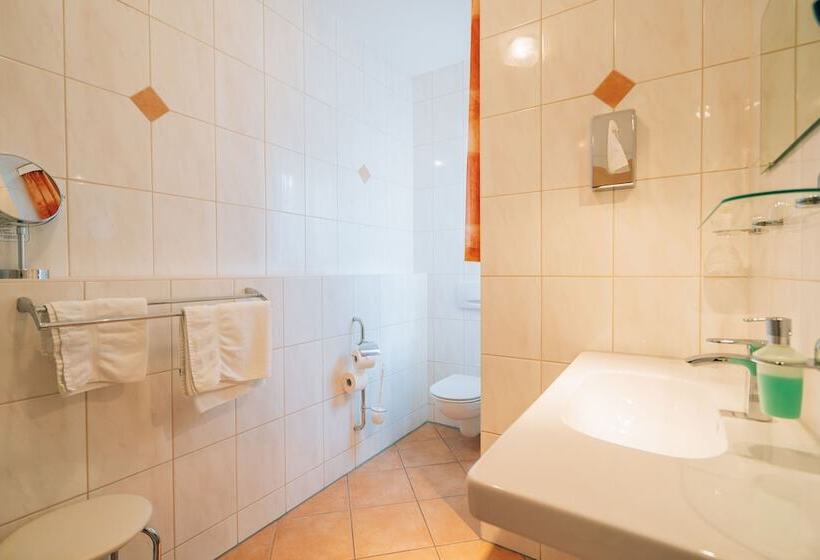 בית מלון כפרי Abenstal