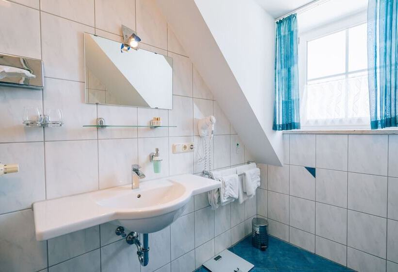 בית מלון כפרי Abenstal