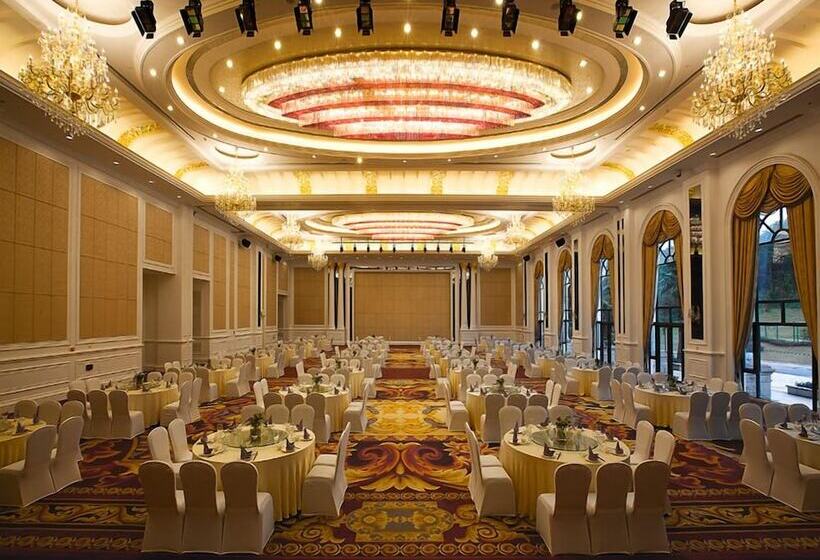 Country Garden Phoenix Hotel Suizhou