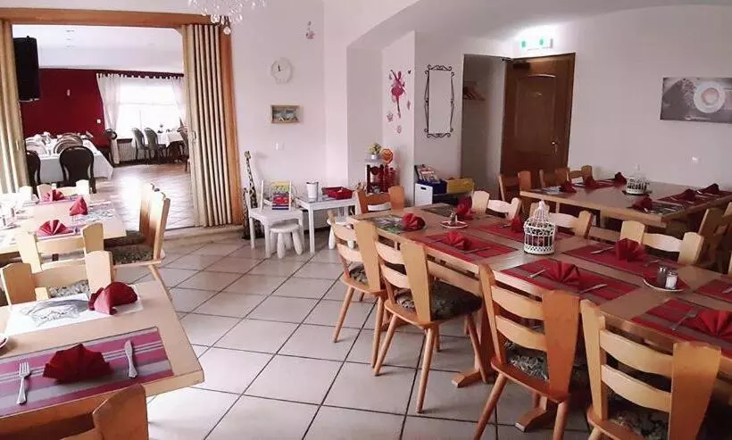 Hotelli Medebach   Zum Schwanenkönig