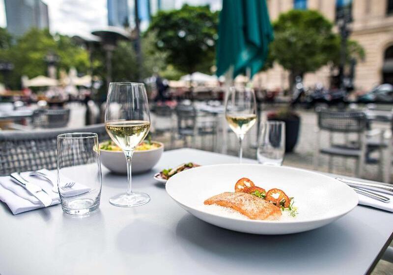 호텔 Sofitel Frankfurt Opera