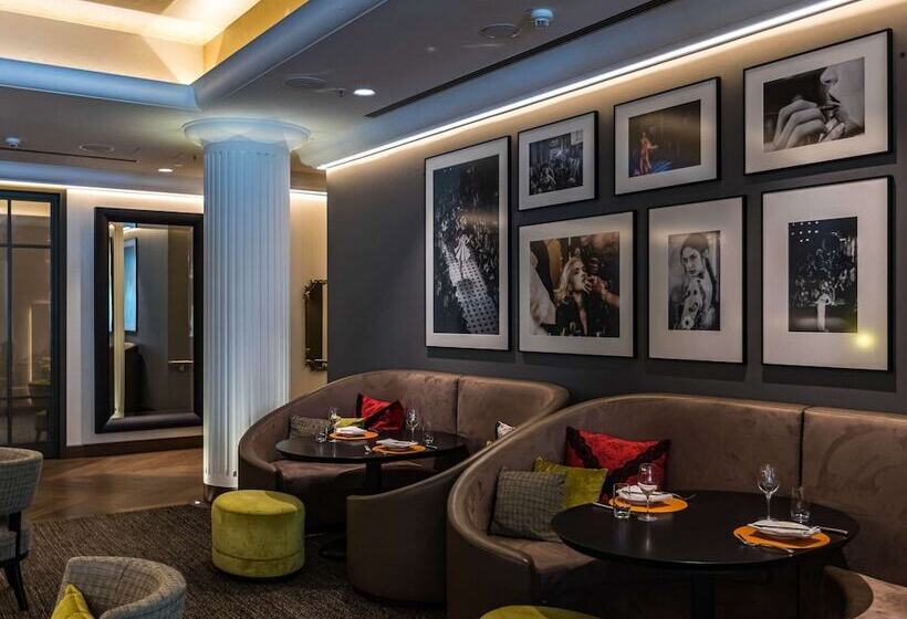 호텔 Sofitel Frankfurt Opera