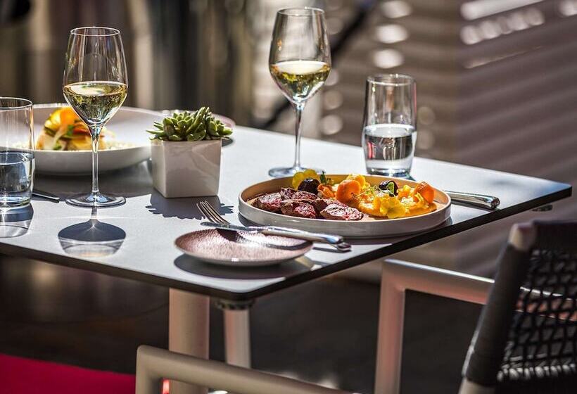 호텔 Sofitel Frankfurt Opera