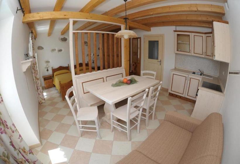 فندق Agriturismo Sol De Montalto