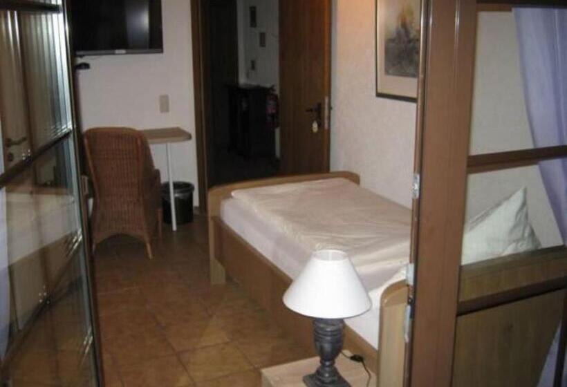 Отель St Michael Atrona Gmbh