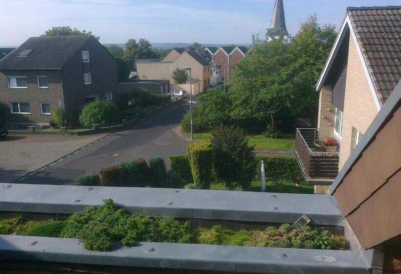 Отель St Michael Atrona Gmbh