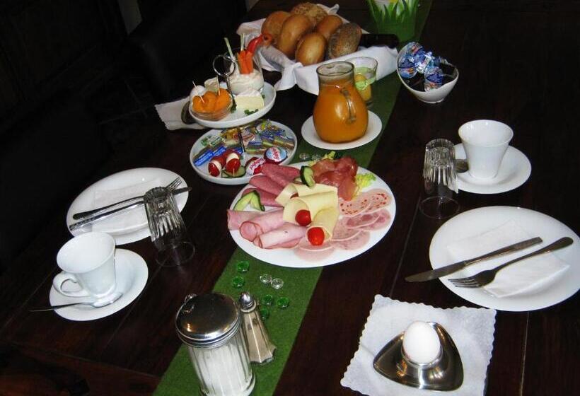 Отель St Michael Atrona Gmbh