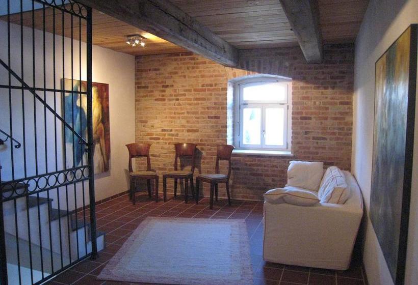 Отель To`n Schlagboom