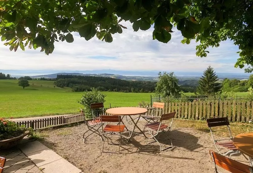 ホテル Berggasthof Hochsten