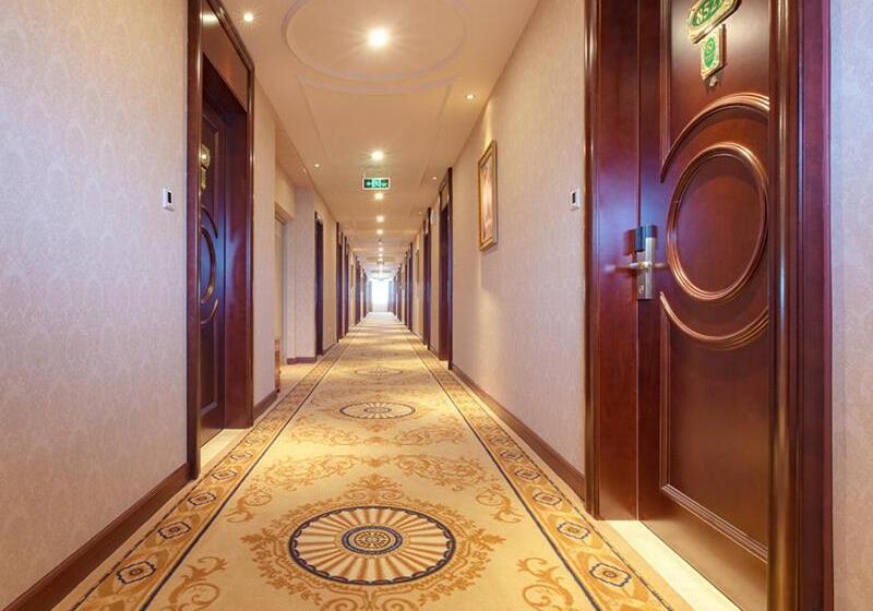 Vienna Hotel Zhongkai Road Branch