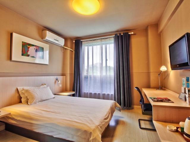 בית מלון כפרי Jinjiang Inn Tiantai Passenger Center