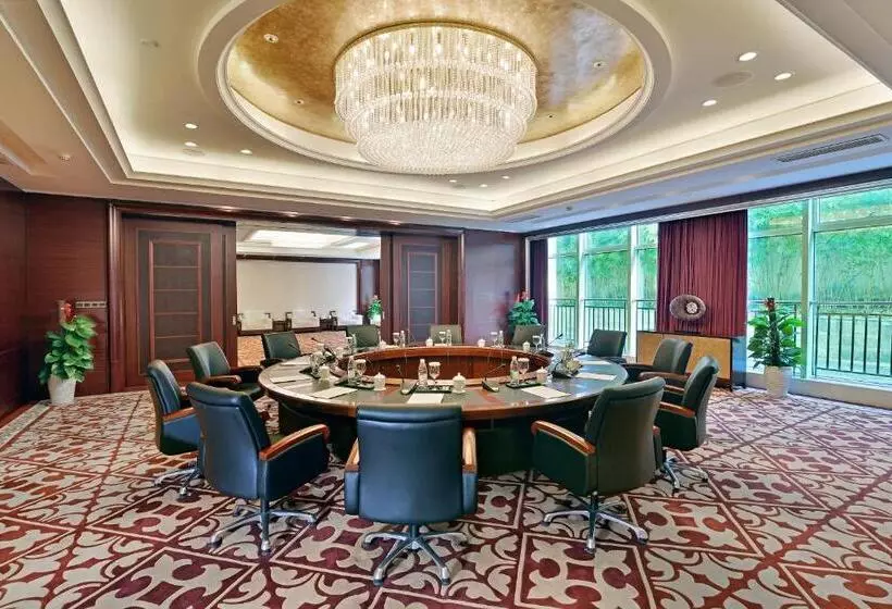 C&d Hotel Putian