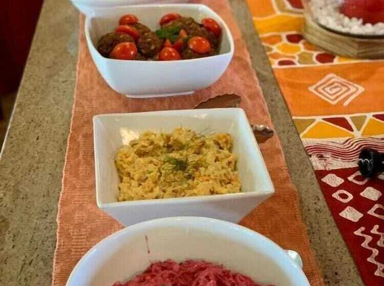 فندق Africa Awaits Lodge & Safaris