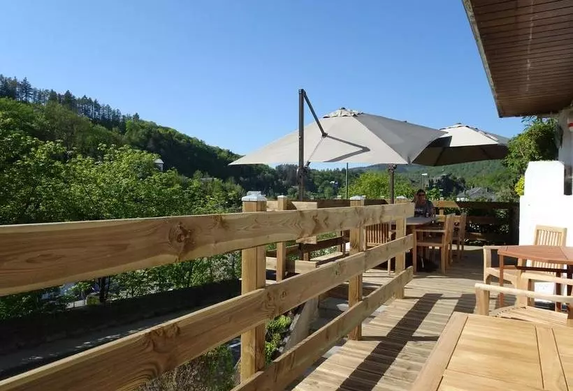 هتل Gite Villa Le Monde   La Roche En Ardenne