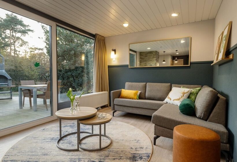 هتل Center Parcs Erperheide