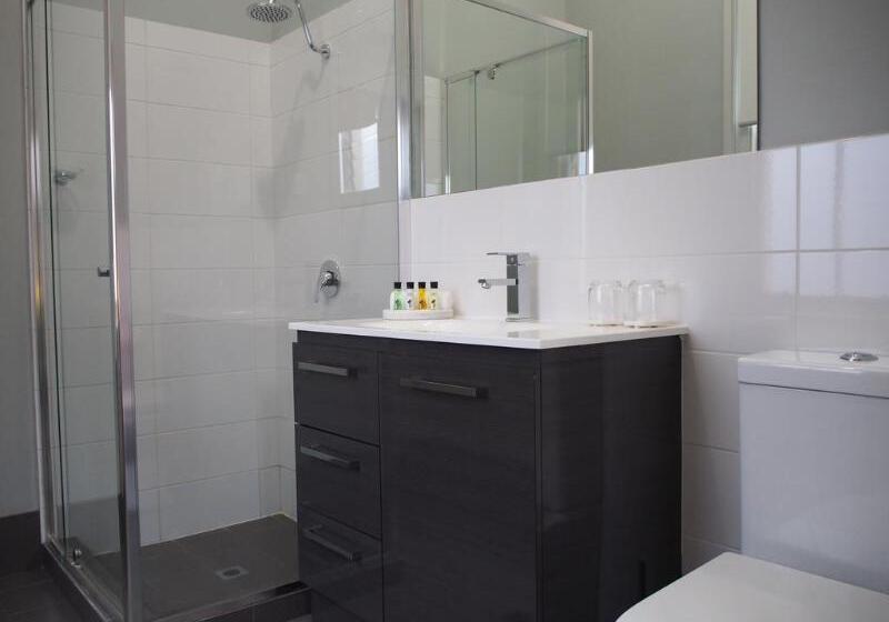 בית מלון כפרי City Quarters On Brewer