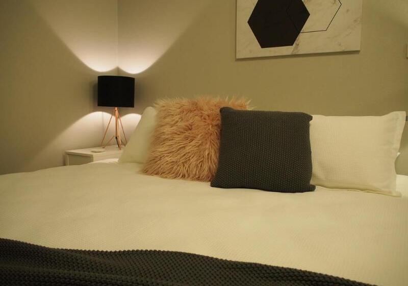 בית מלון כפרי City Quarters On Brewer