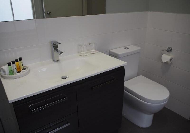 בית מלון כפרי City Quarters On Brewer