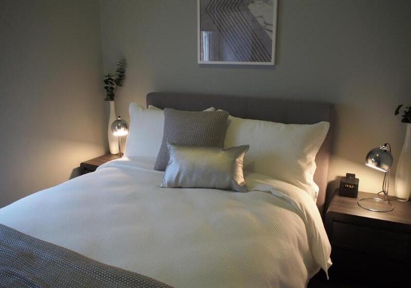 בית מלון כפרי City Quarters On Brewer