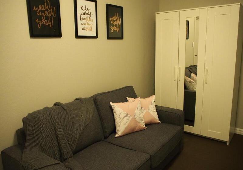 בית מלון כפרי City Quarters On Brewer