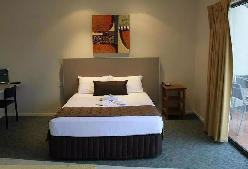 ホテル Emerald Executive Apartments