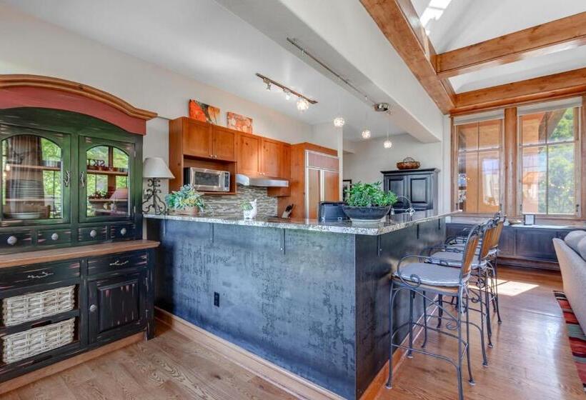 هتل Palmyra 4a Panoramic Peaks Lodge