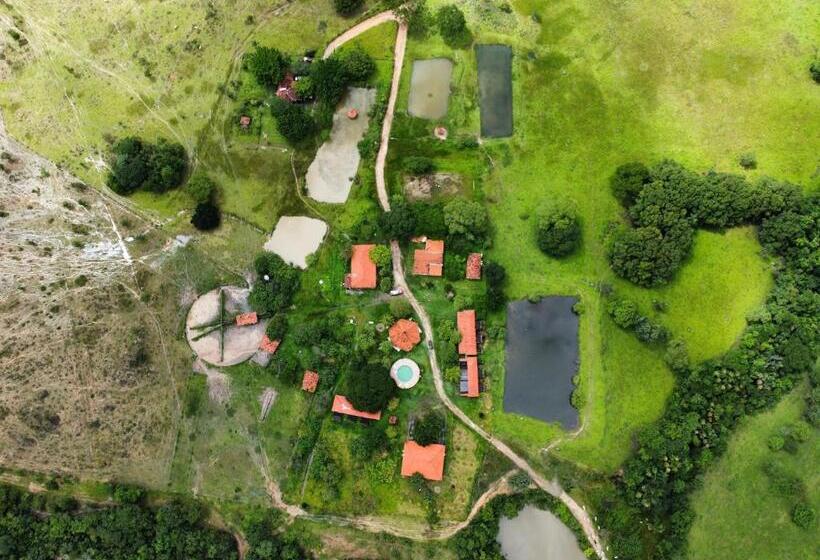 Hotel Pousada Veredas, Café E 08 Cachoeiras Na Propriedade Incluso !