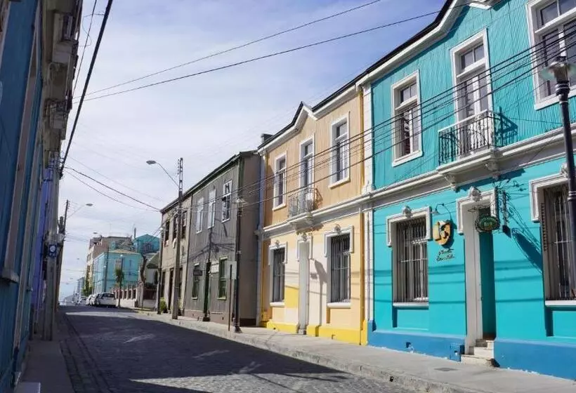 هتل Puerta Escondida