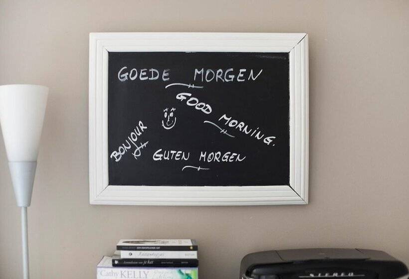 هتل Restaurant & Guesthouse Cachet De Cire