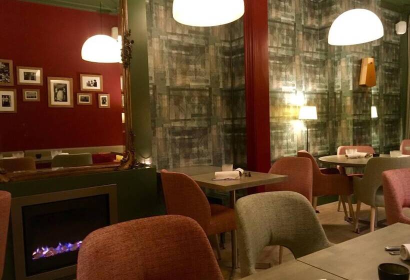 هتل Restaurant & Guesthouse Cachet De Cire