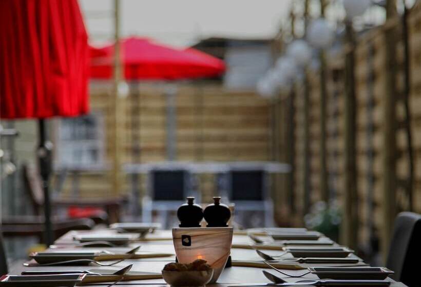 هتل Restaurant & Guesthouse Cachet De Cire