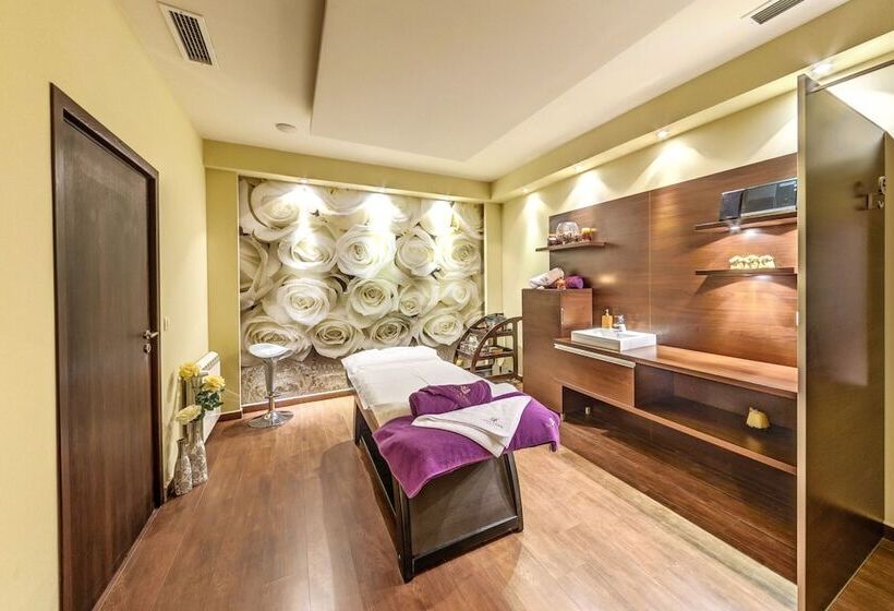 בית מלון כפרי Sana Spa