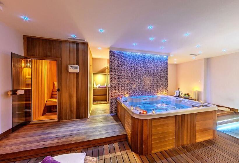 בית מלון כפרי Sana Spa