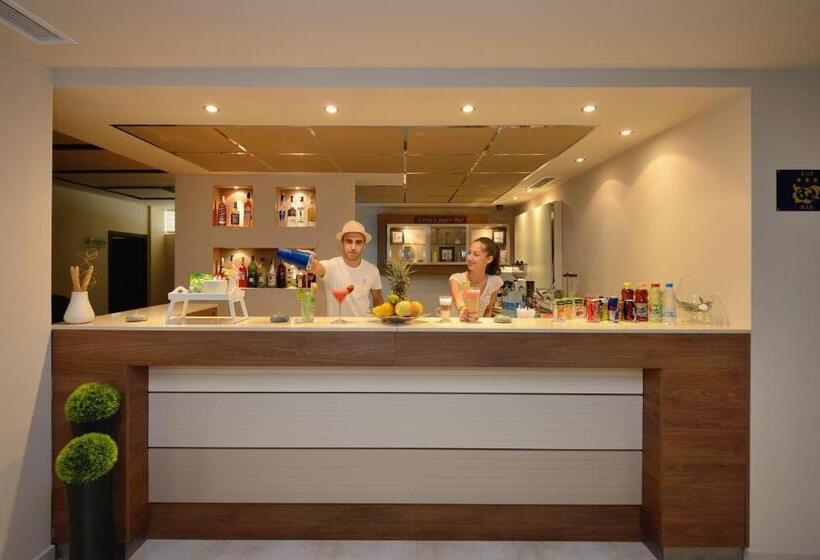 בית מלון כפרי Sana Spa