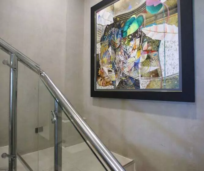 ホテル Acro Residences