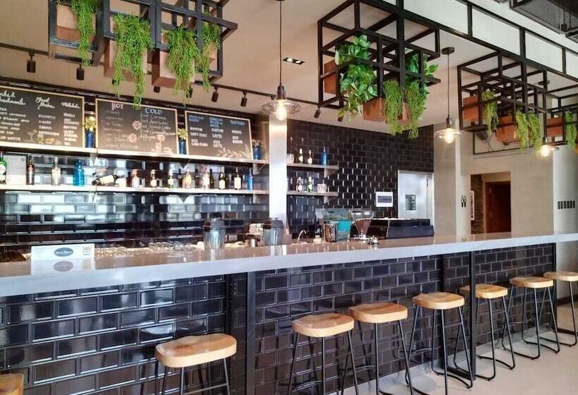 Hotel Acro Residences