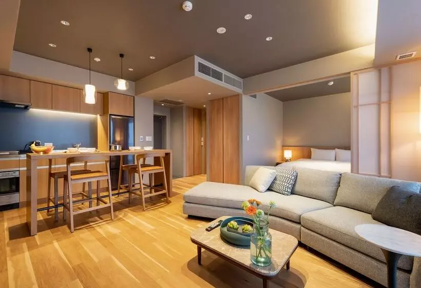 ホテル Fenix West