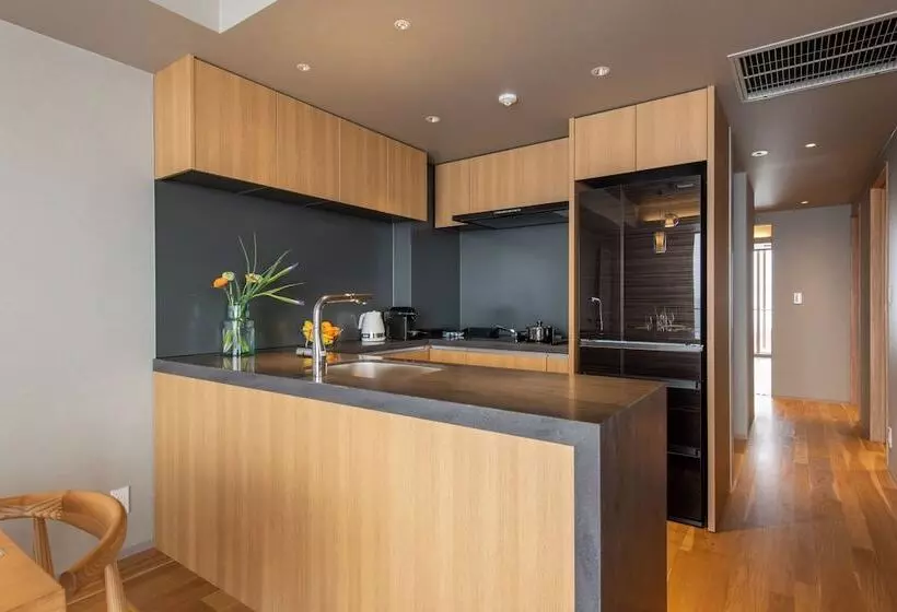 ホテル Fenix West