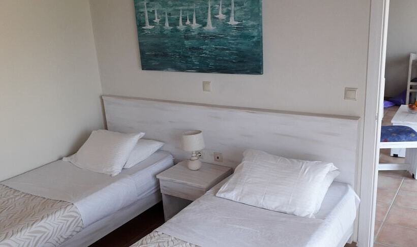 Alexander Apartments