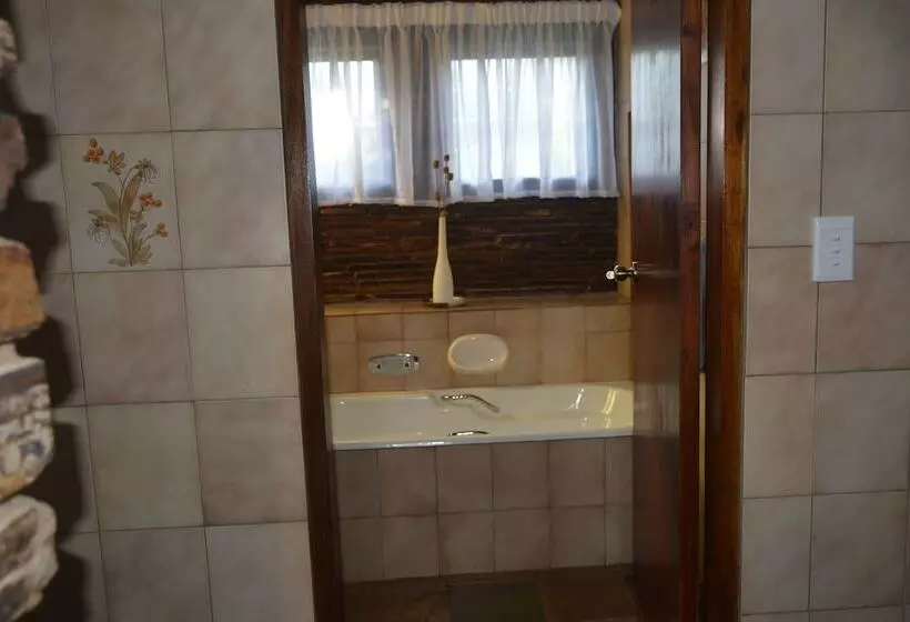 Buya Futhi Bed & Breakfast
