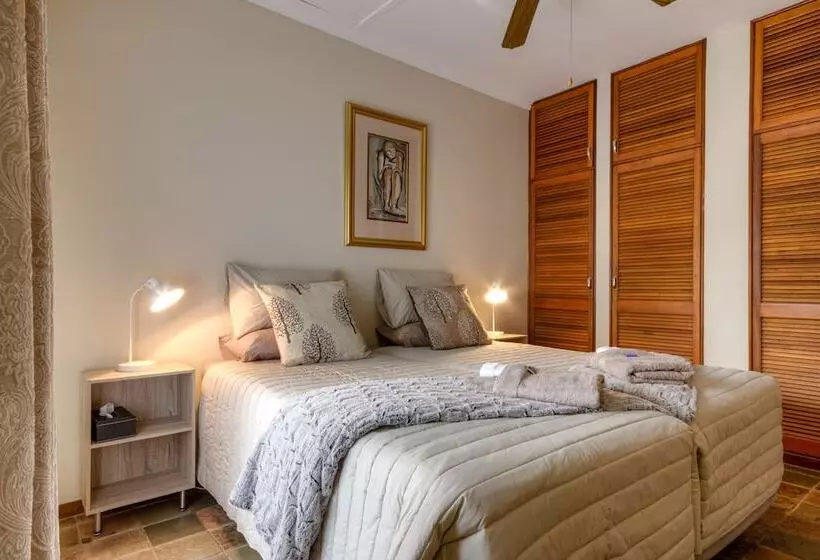 Buya Futhi Bed & Breakfast