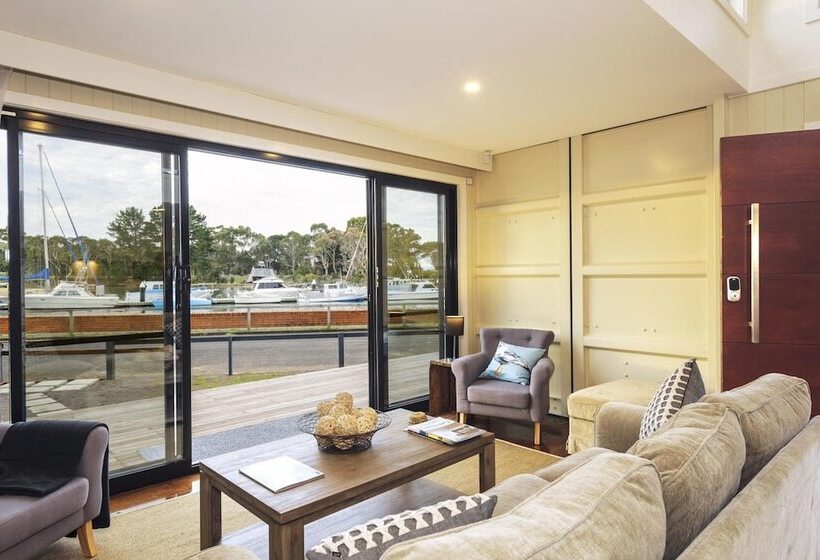 Coastal Pods Wynyard