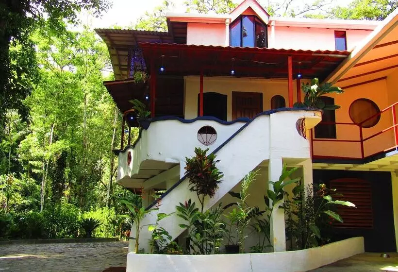 Hotelli Agua Inn