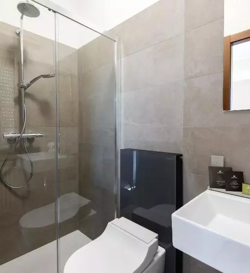 ホテル & Apartments Sasso