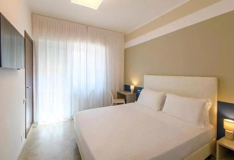 ホテル & Apartments Sasso