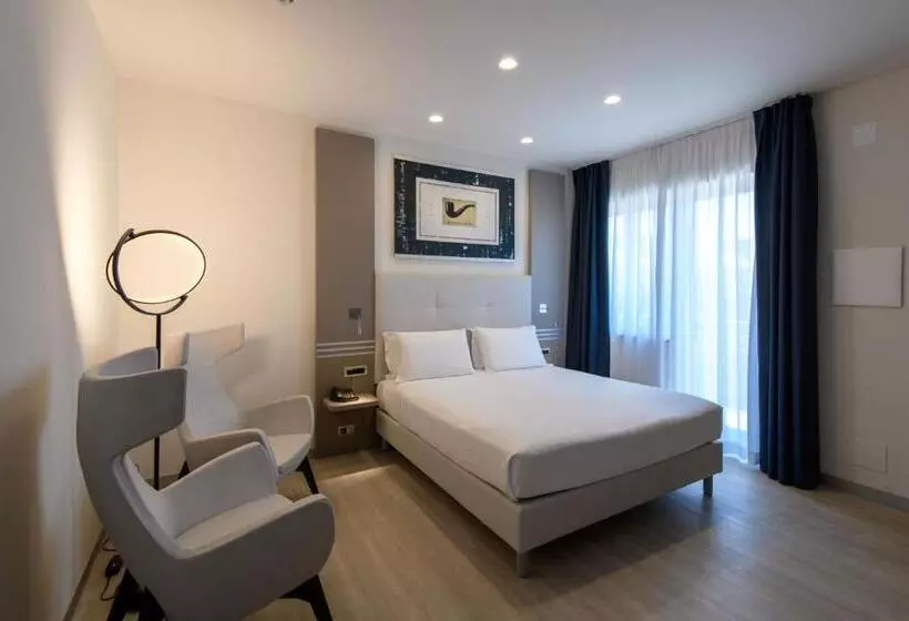 ホテル & Apartments Sasso