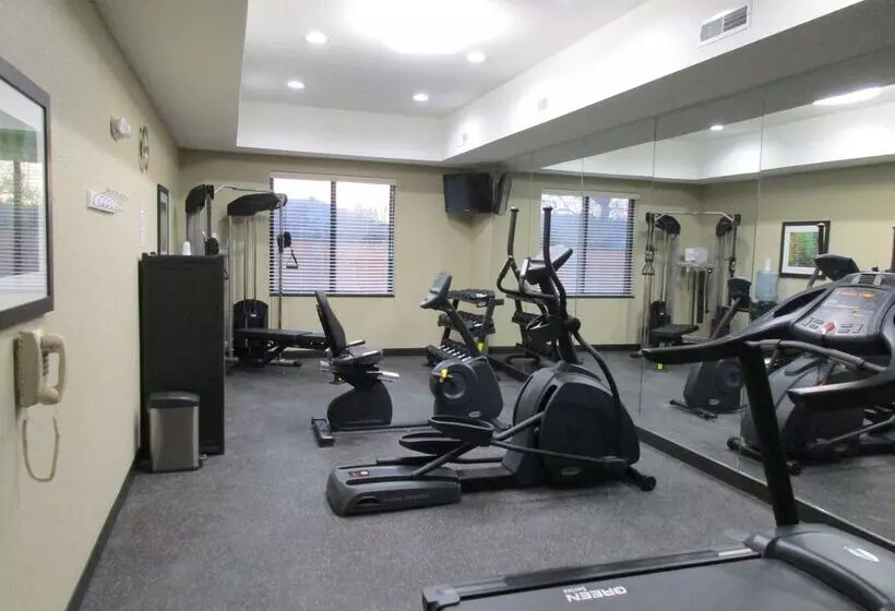 ホテル Best Western Plus Fairview Inn & Suites