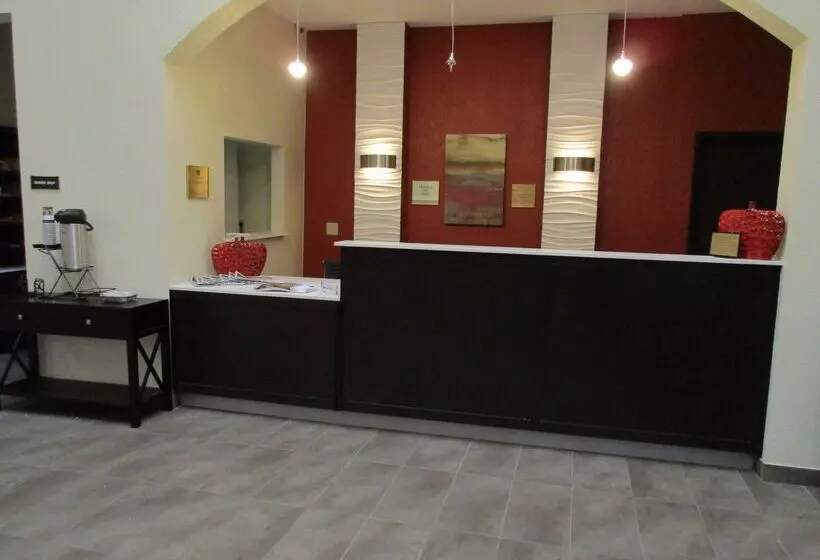 ホテル Best Western Plus Fairview Inn & Suites
