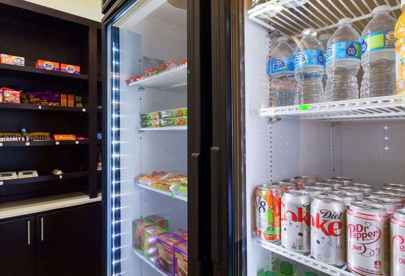 호텔 Best Western Plus Fairview Inn & Suites