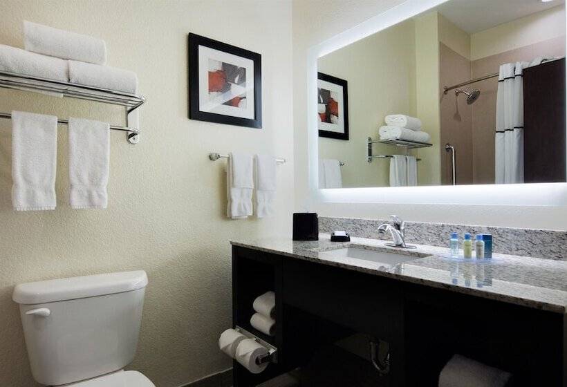 호텔 Best Western Plus Fairview Inn & Suites